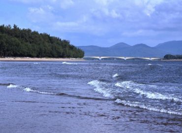 devbag-beach-malvan